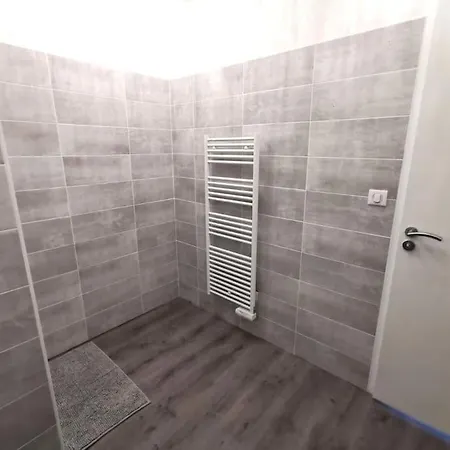 T4 Hypercentre Proche Apartment